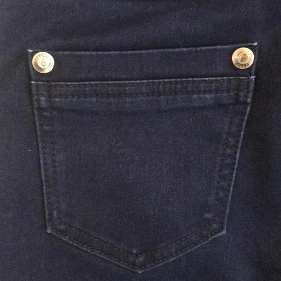 “LAVENA” Designer Ladies Denim Capris . - Picture 9 of 13